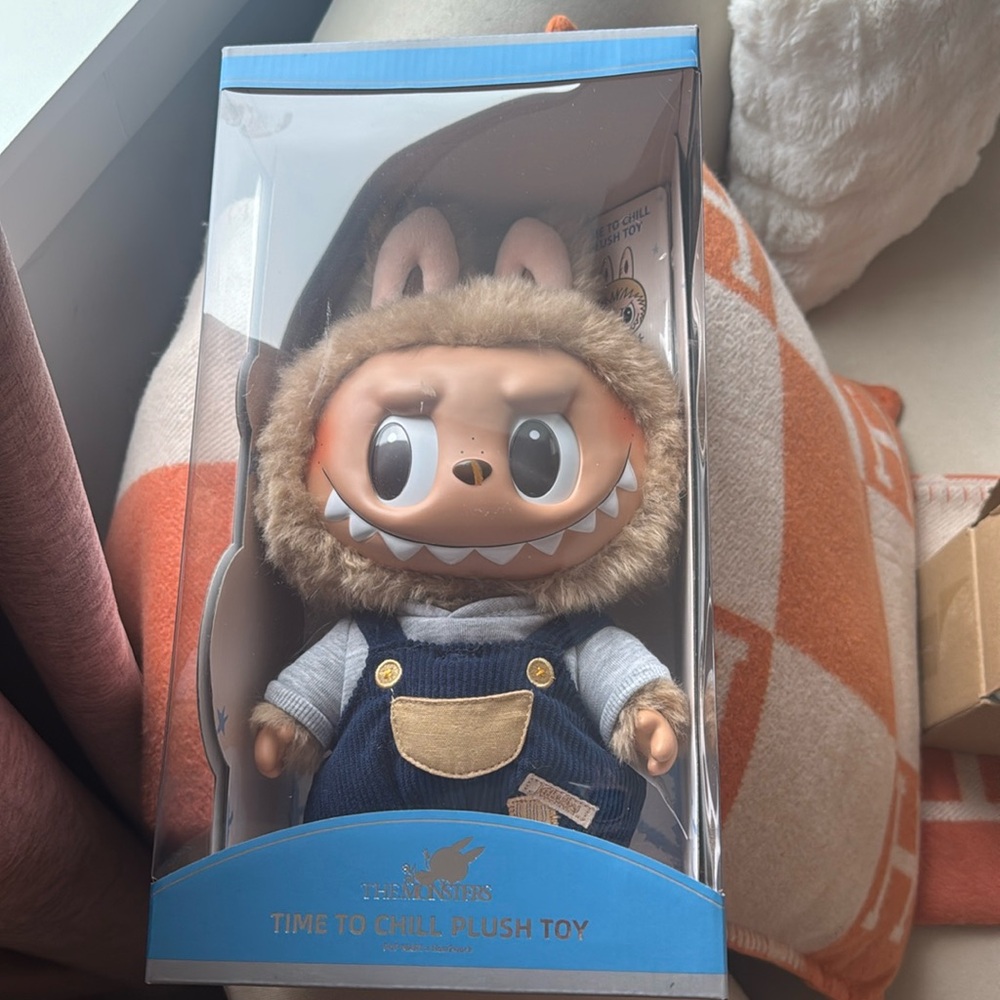 💙Authentic Pop Mart, Labubu Time To Chill Vinyl Plush Doll
